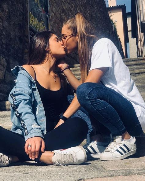 lesbianas|Lesbian